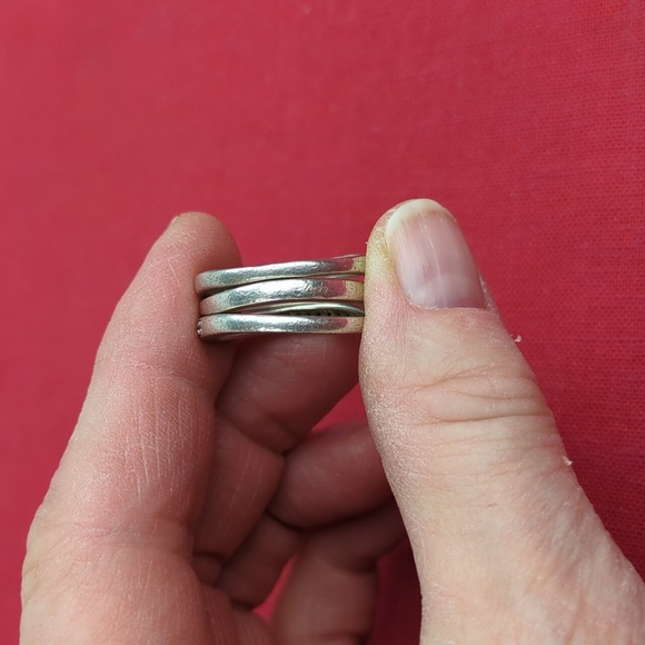 Clyde Duneier 925 Silver Stacked Rings, Set of Three. - Picture 6 of 7